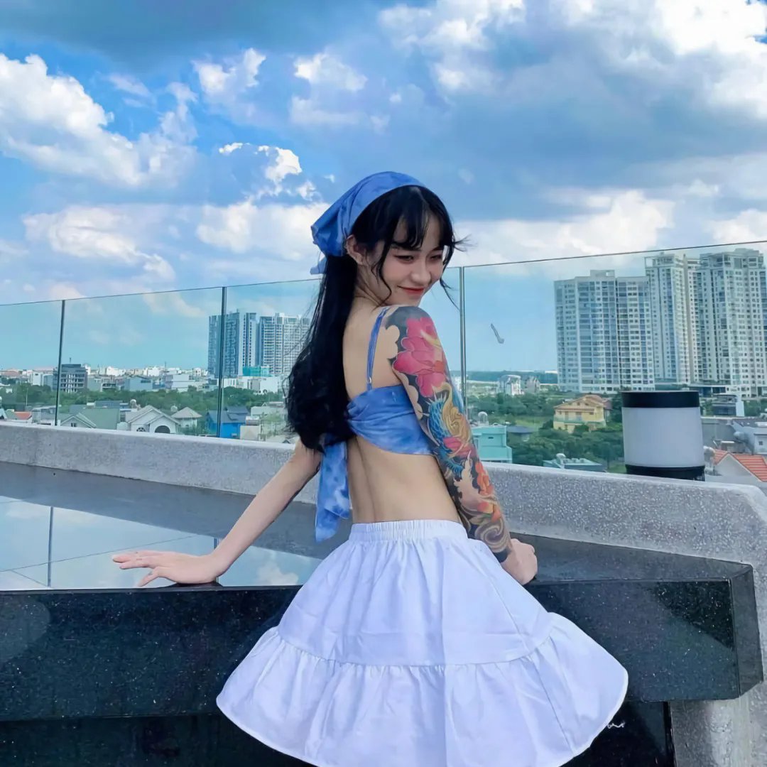 德里克和克莱夫拿到号角