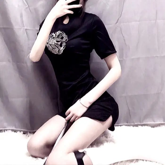 却不见坟墓!